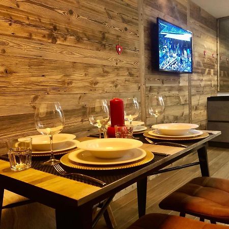 Central Apart Chalet Брей-Червінія Екстер'єр фото